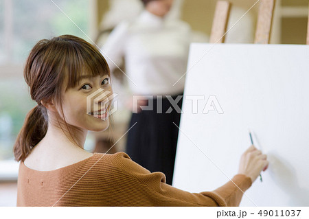 美術アトリエ 人物画 デッサン 美術アトリエ 人物画 デッサン 49011037