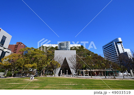 福岡市　都市風景　アクロス福岡 49033519