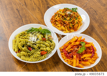 パスタとイタリア料理　Typical Italian pasta 49035673