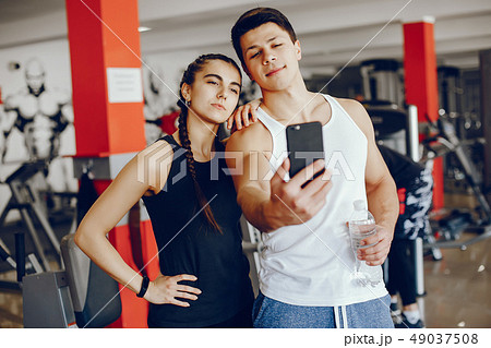 couple in a gym couple in a gym 49037508