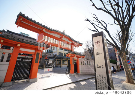 日本の東京都市景観 神楽坂・毘沙門天善國寺などを望む 日本の東京都市景観 神楽坂・毘沙門天善國寺などを望む 49042386