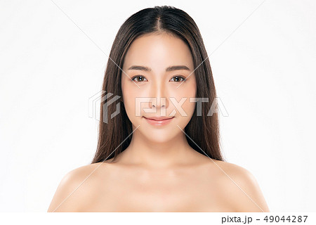 Beautiful Young asian Woman with Clean Fresh Skin 49044287