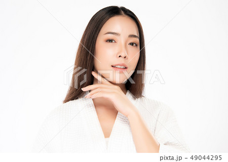 Beautiful Young asian Woman with Clean Fresh Skin 49044295