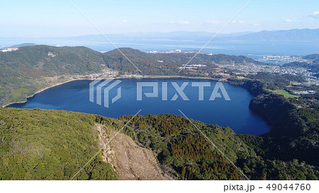 鰻池の全景空撮 49044760