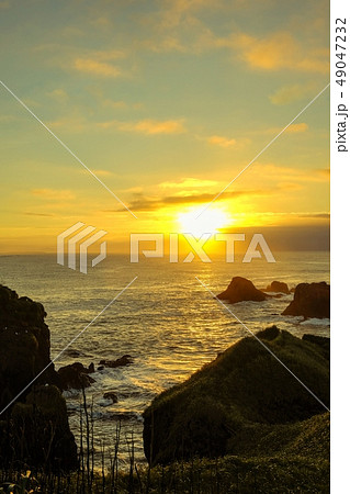 霧多布岬の夜明け 49047232