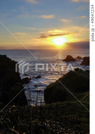 霧多布岬の夜明け 49047234