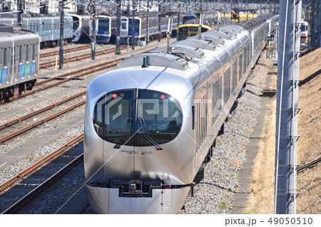 西武鉄道 特急Laview(ラビュー) 西武鉄道 特急Laview(ラビュー) 49050510