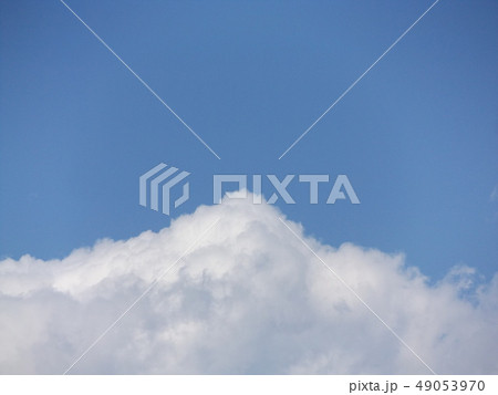 こじま公園での青空と白い雲 49053970