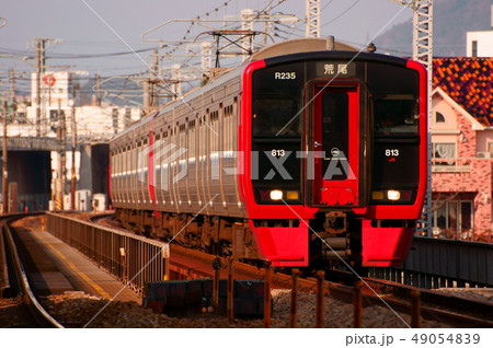 多々良川橋りょうを渡る813系　快速・荒尾行き 49054839