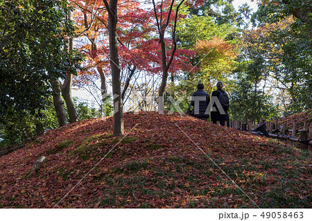 金沢観光 秋の兼六園 山崎山の写真素材
