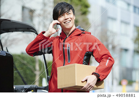 バイク便 デリバリー 配達員 バイク便 デリバリー 配達員 49058881
