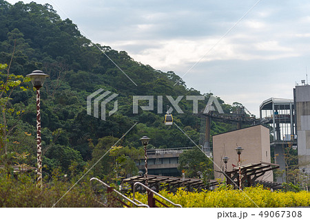 Maokong gondola with mountain. Taipei, Taiwan 49067308