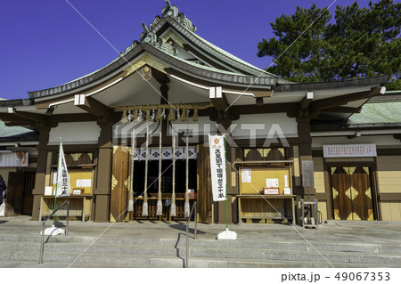 山口 下関 関の氏神 亀山八幡宮 拝殿 山口 下関 関の氏神 亀山八幡宮 拝殿 49067353