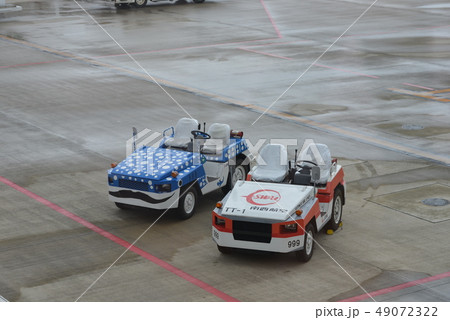 那覇空港ジンベイとJTA 49072322