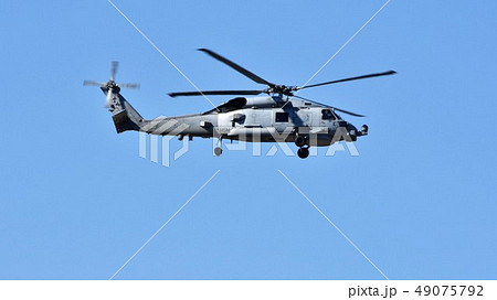 アメリカ海軍のMH-60哨戒ヘリコプター アメリカ海軍のMH-60哨戒ヘリコプター 49075792