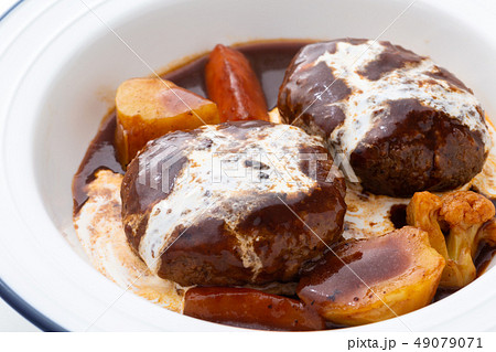 煮込みハンバーグ 49079071