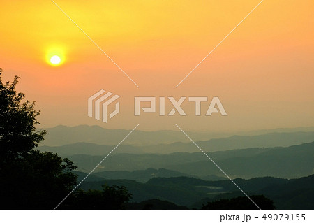 夕暮れ（種山高原） 49079155