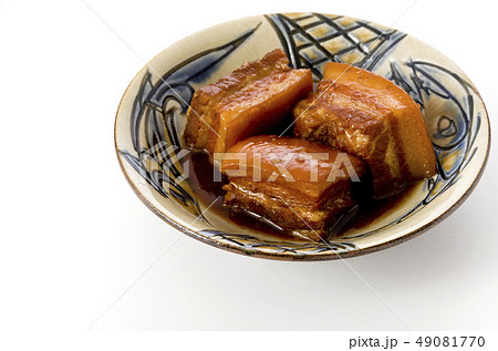 沖縄の郷土料理 ラフテー(豚肉の角煮) 沖縄の郷土料理 ラフテー(豚肉の角煮) 49081770
