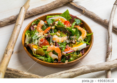 シュリンプサラダ Shrimp and vegetable salad シュリンプサラダ Shrimp and vegetable salad 49083610