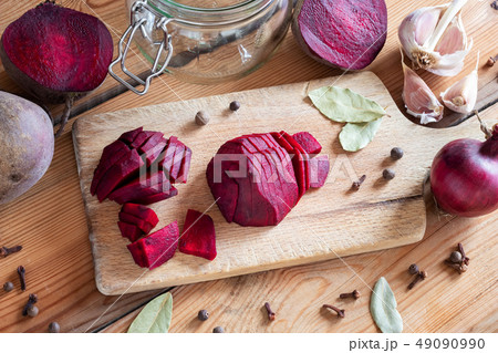 Sliced red beets with garlic and spices 49090990