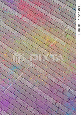 Multi colored paving slabs, powder coated with dry 49093641