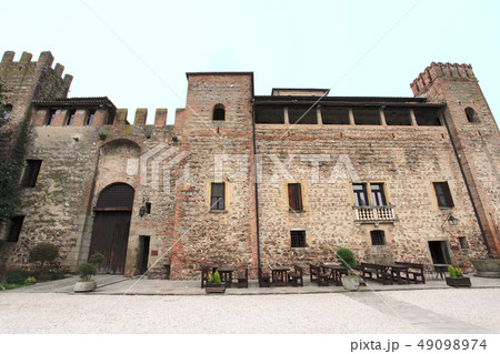 castle at Mount Lozzo near Padova, Italy castle at Mount Lozzo near Padova, Italy 49098974