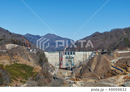 【群馬県】八ッ場ダム(八ツ場ダム)建設中の風景 (周辺風景)コピースペース 【群馬県】八ッ場ダム(八ツ場ダム)建設中の風景 (周辺風景)コピースペース 49099632