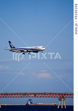 航空機の着陸 49100168