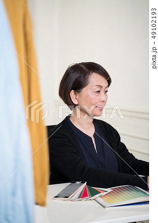 ビジネスウーマン 49102193
