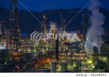 工場夜景（横構図） 49108055