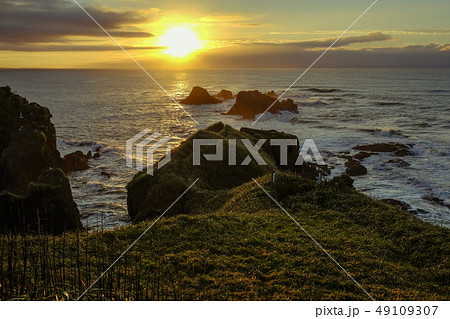 霧多布岬の夜明け 49109307