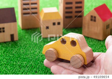 自動車 49109654