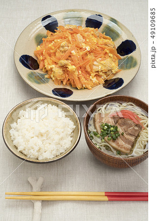 にんじんしりしり定食 49109685