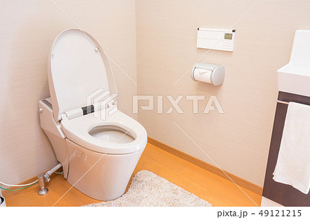 一般住宅のトイレ 49121215