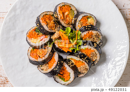 韓国ののり巻き　Korean foods gimbap(kimbap) 49122031
