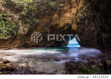 （静岡県）下田市　龍宮窟 49122920