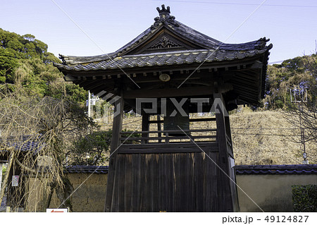 山口　下関市長府　功山寺　鐘楼　高杉晋作挙兵像 49124827