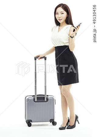 ビジネスウーマン 若い女性 韓国人 49130456