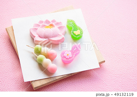 春彼岸の干菓子 49132119