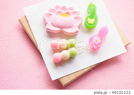 春彼岸の干菓子 春彼岸の干菓子 49132122