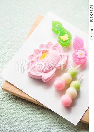 春彼岸の干菓子 春彼岸の干菓子 49132123