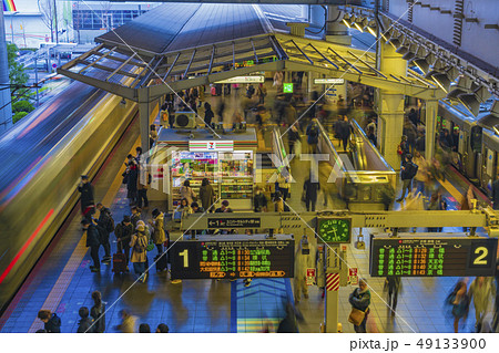 鉄道　通勤時間帯イメージ　　　 49133900