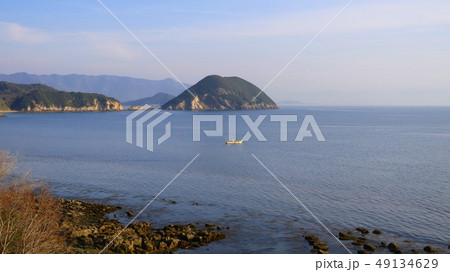 香川県詫間町大浜から丸山島を望む１ 49134629