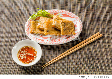 大根餅　中華点心　Dim Sum of turnip cake Chinese cuisine  49146415