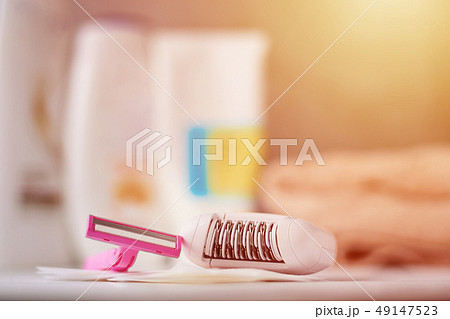 Epilator, shaving razor and wax strips 49147523