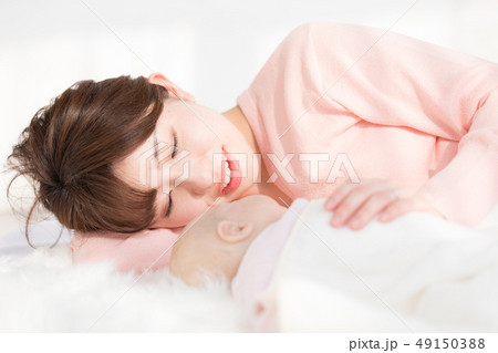 赤ちゃんとママ 49150388