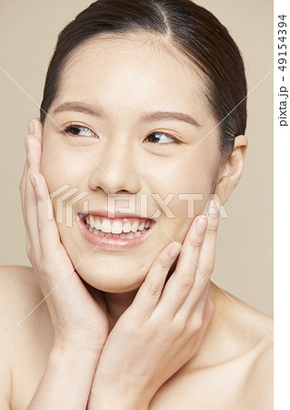 女性　ビューティー 49154394