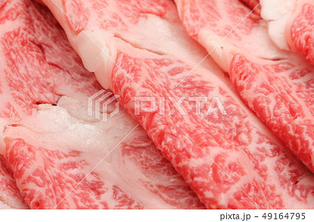 牛肉(生)・国産黒毛和牛肩ロース薄切り 牛肉(生)・国産黒毛和牛肩ロース薄切り 49164795