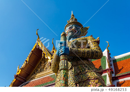 青いヤック像 ワット・プラケオ寺院 青いヤック像 ワット・プラケオ寺院 49168253