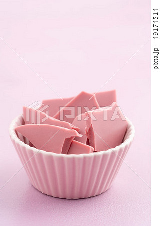 Ruby chocolate food trend Ruby chocolate food trend 49174514